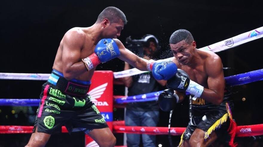 ‘Chocolatito’ González venció a Rober Barrera por nocaut técnico en 10 asaltos