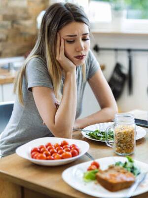 ¡Ojo con los salvadores! | Columna de Emilio Sardi