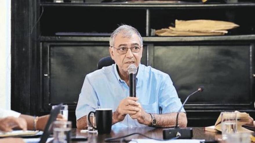 Contraloría suspende audiencia de William Dau hasta el 19 de abril