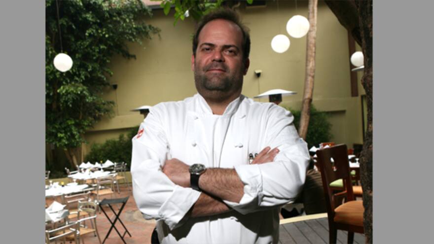 Harry Sasson cocina a beneficio de la Fundación A la rueda rueda