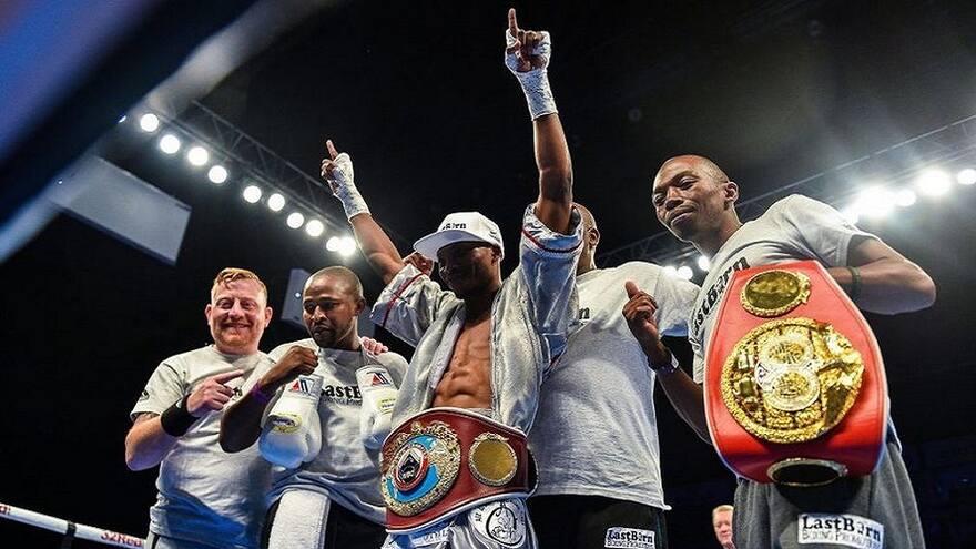 Sudafricano Tete logra el nocaut más rápido en una pelea por título mundial