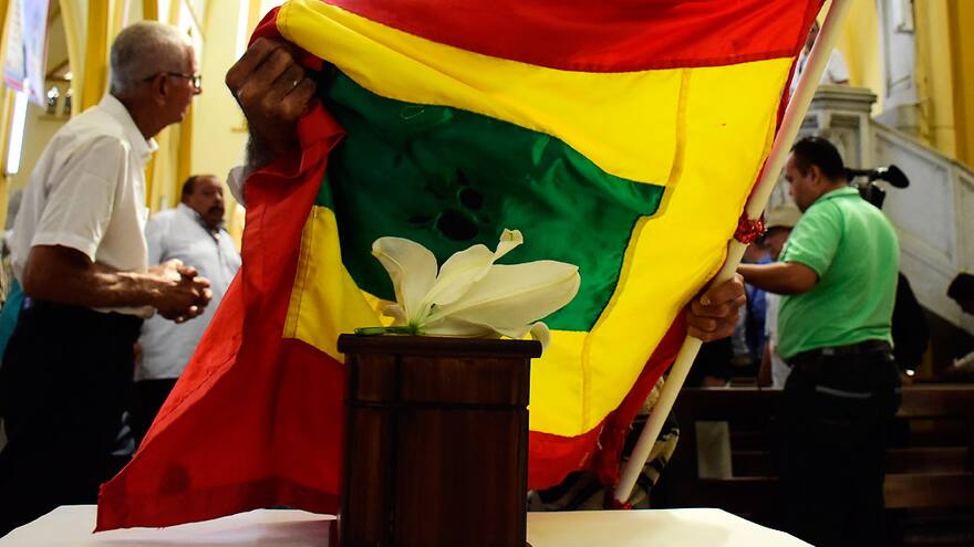 En la iglesia San Roque fue el último adiós de Nelson Pinedo