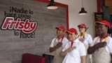 Frisby España tendrá que suspender el uso de la marca hasta que resuelva litigio con Frisby Colombia