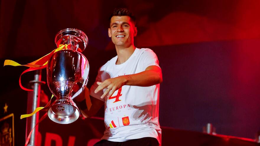 El Milan hace oficial el fichaje de Álvaro Morata por cuatro años