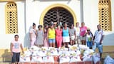 Las comunidades del norte de San Onofre, en Sucre, se benefician con alimentos y calzado