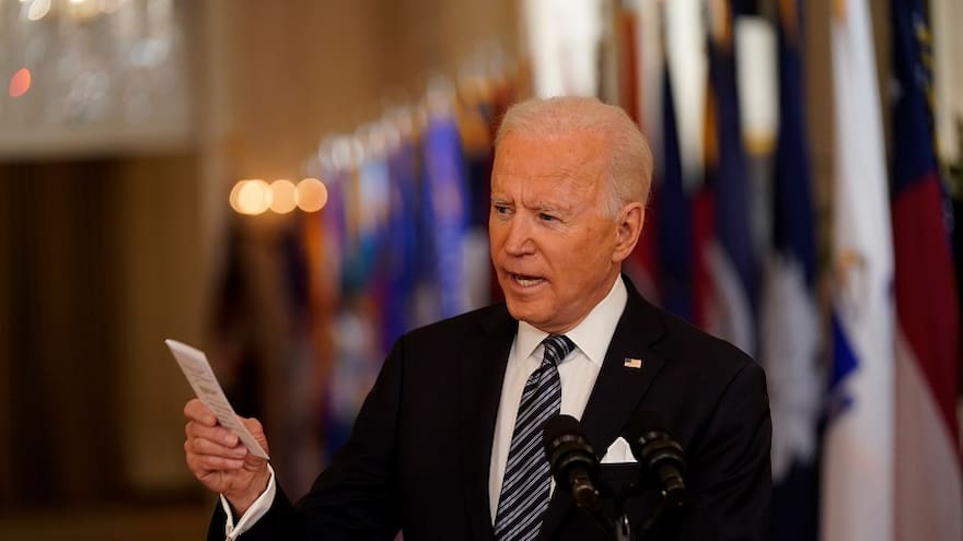 Biden denuncia que Rusia mantiene postura 'amenazante' contra Ucrania