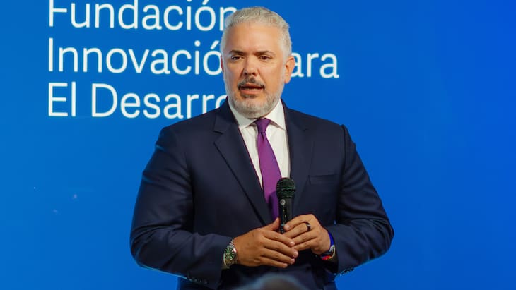 “Lo único que podría evitar sanciones de EE. UU. contra todo el país es la diplomacia de alcaldes, gremios y expresidentes”: Duque