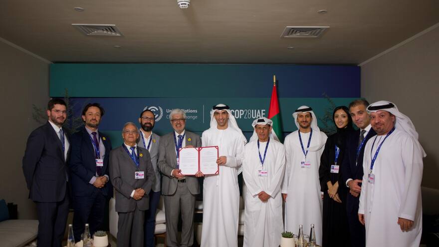 Colombia y EAU cierran negocio que se firmará en los próximos meses