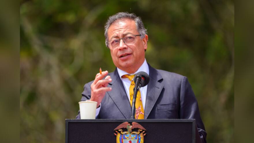 Gustavo Petro cuestionó al Consejo Electoral por despojarlo del fuero integral constitucional