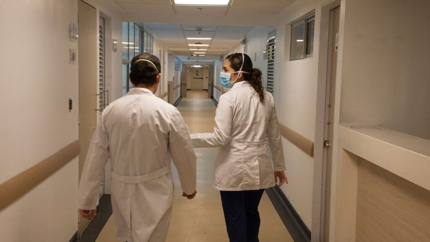 Pacto se retracta sobre posible llegada de los médicos comunitarios