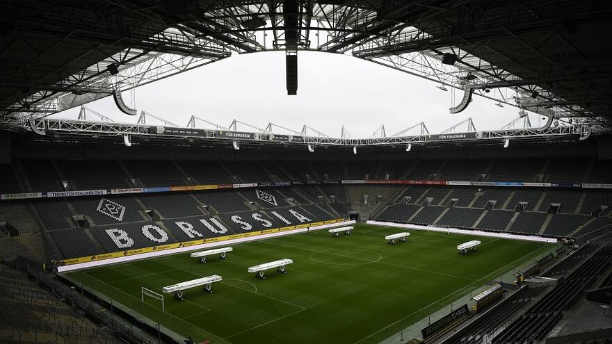 Los partidos de Bundesliga a puerta cerrada; un jugador con coronavirus