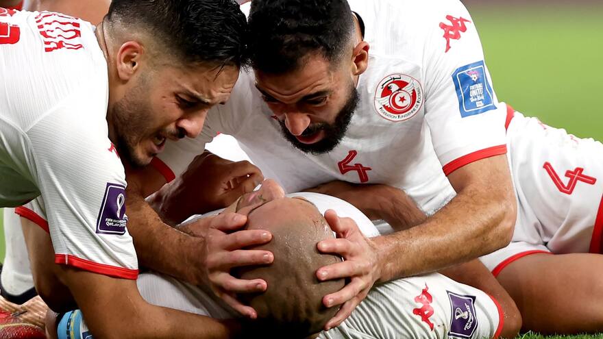 Derrotaron al campeón, pero no les alcanzó