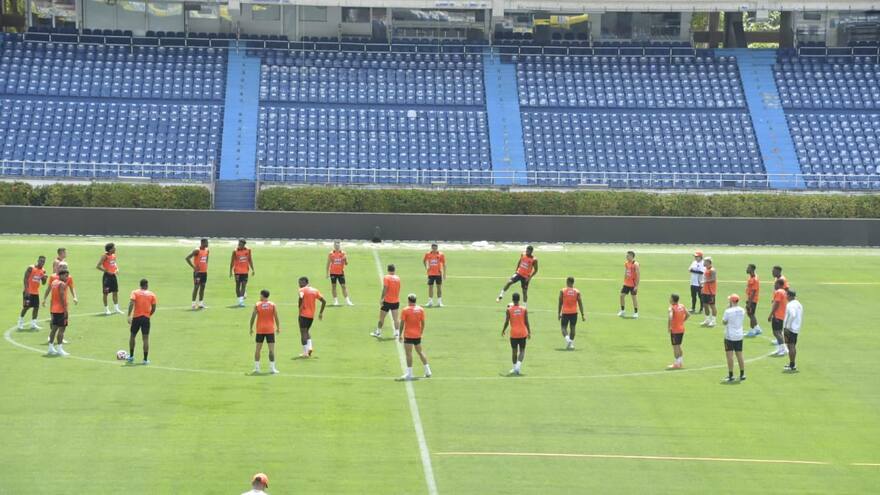 Colombia entrena a 32 grados de temperatura