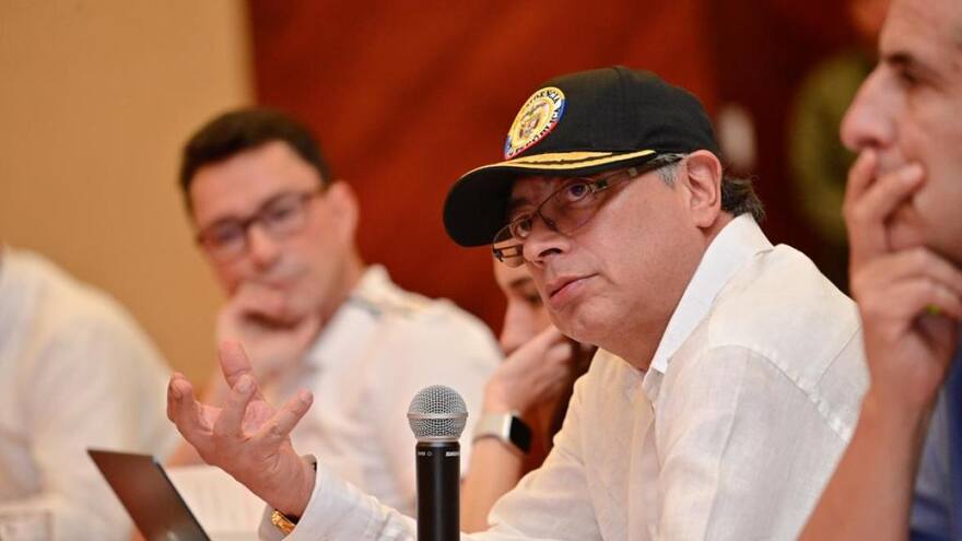 Gustavo Petro dijo que el 55 % de la cartera de los fondos de pensiones está en el exterior