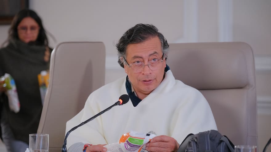 Gustavo Petro anunció que demandará al abogado de Miguel Uribe Turbay