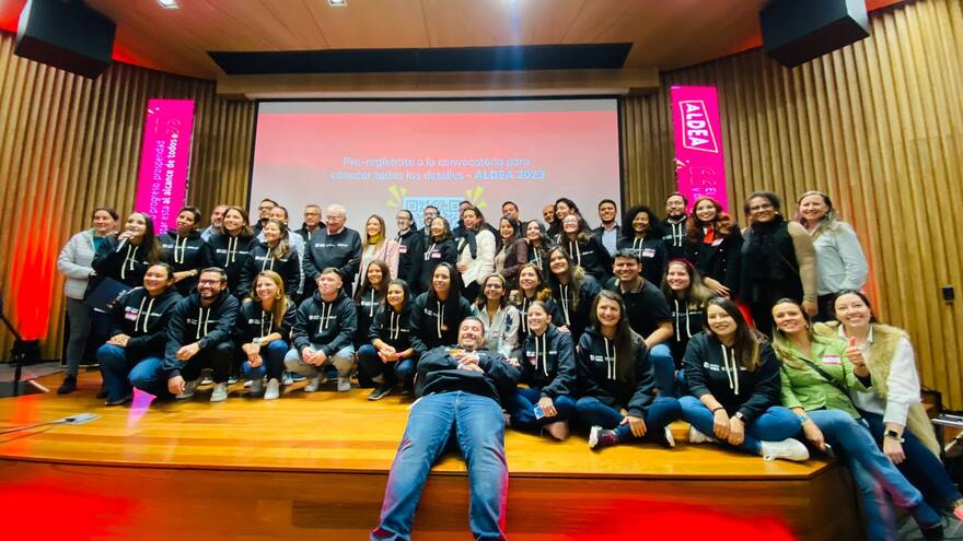 Gobierno lanza programa para fortalecer emprendimientos en el país