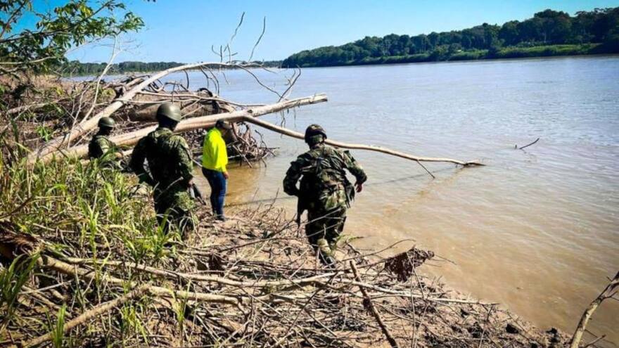 Hallan sin vida a menor desaparecido tras accidente aéreo en Guainía