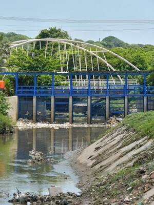 Par de nuevas trampas pa´l “León” | Columna de Nicolas Renowitzky