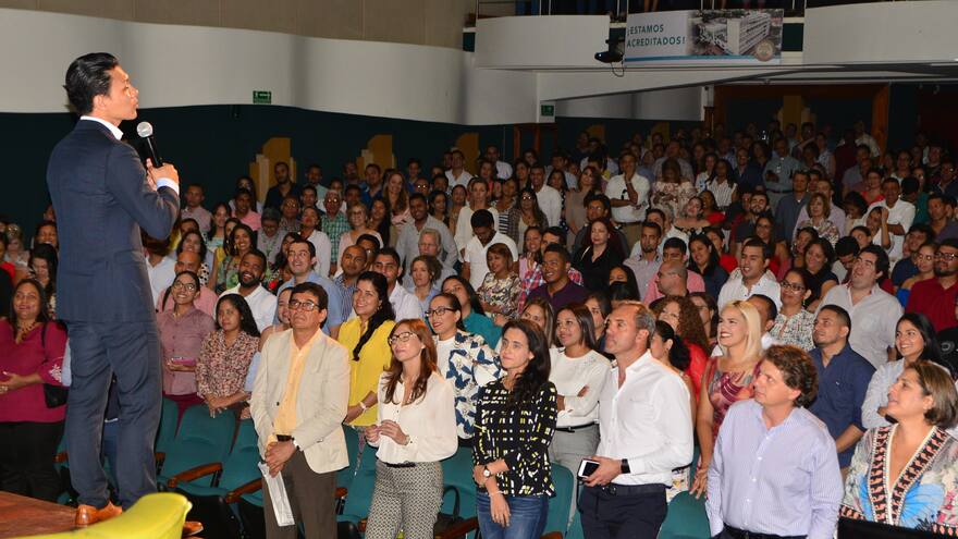 'No hay que evadir los procesos del emprendimiento': Yokoi Kenji