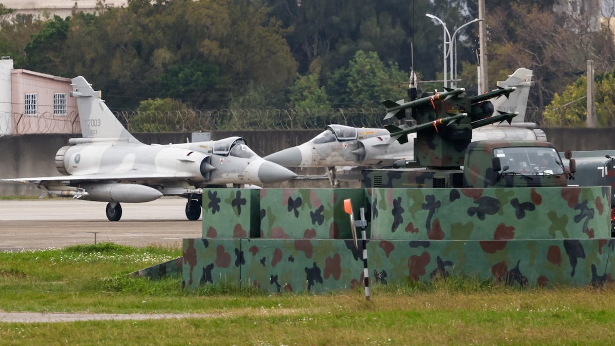 China intensifica presión militar sobre Taiwán con ejercicios de "fuego real