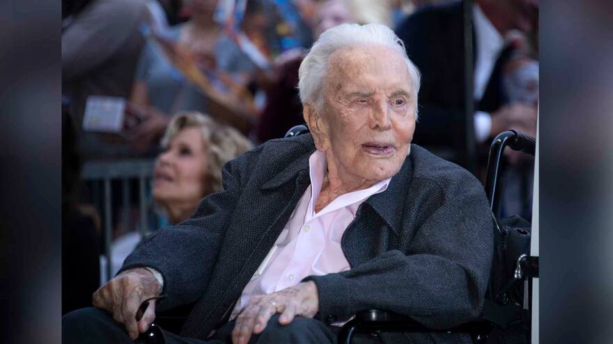 Fallece la leyenda del cine estadounidense Kirk Douglas