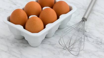 Aprenda a preparar unos huevos napolitanos gratinados para un desayuno exquisito