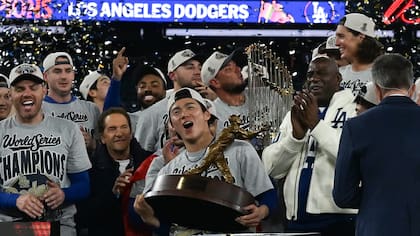 Yoshinobu Yamamoto, MVP de la Serie Mundial