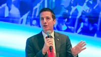 Senador estadounidense Bernie Moreno propone unión entre Valencia y De la Espriella tras primera vuelta para no tomar “el camino equivocado”