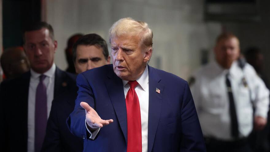 Testigo clave implica a Trump en ocultamiento de 'historias embarazosas'