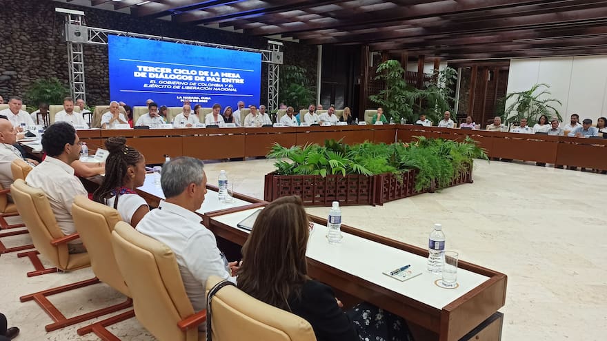 Las trabas que surgen en mesa con el Eln por plan contra el fiscal