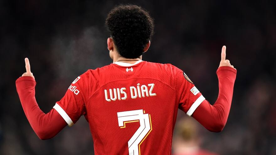Luis Díaz abre el camino del triunfo del Liverpool en Europa