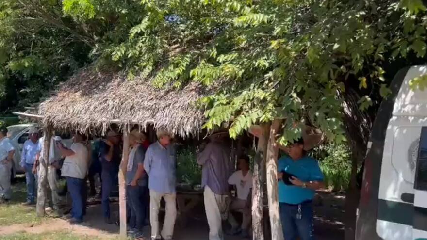 Ganaderos y autoridades desalojaron finca que había sido invadida en Cesar