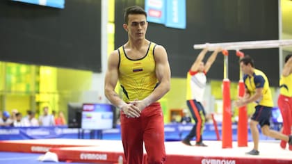 El atleta olímpico Jossimar Calvo resultó herido tras detonación de explosivos del ELN