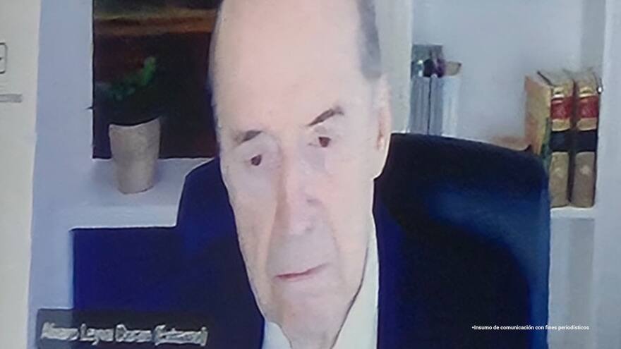 Excanciller Álvaro Leyva no acepta cargos por el caso de los pasaportes