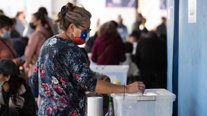 Así avanzan las elecciones para aprobar la nueva Constitución en Chile