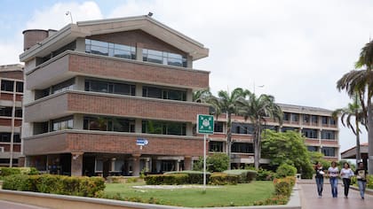 Uniatlántico, “a la deriva” por falta de rector tras medida del Ministerio de Educación