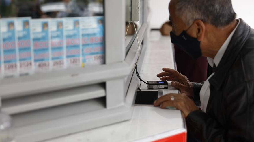 Arrancan los pagos para beneficiarios del programa Colombia Mayor