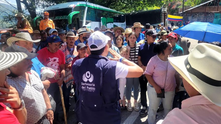 Conflictos sociales aumentaron un 34 % en 2023 en Colombia, advierte la Defensoría del Pueblo