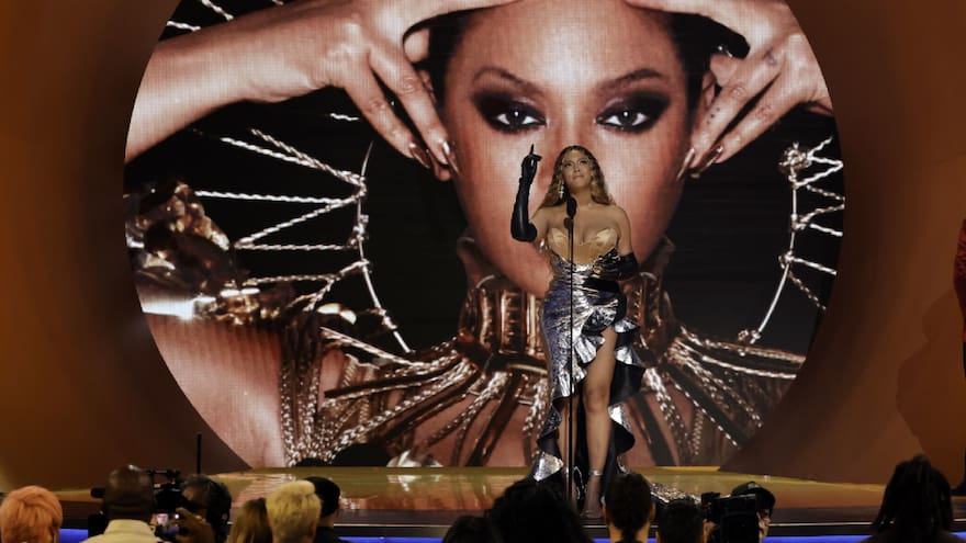 Premios Grammy: Beyoncé y una noche histórica