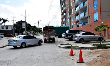 En video: Así escaparon los "policías" que intentaron retener a comerciante