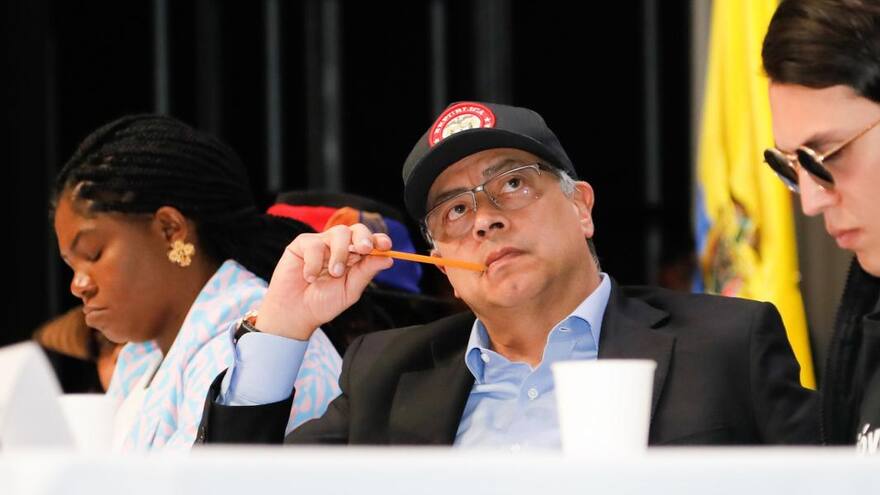 Consejeros de juventud le hicieron fuertes reclamos a presidente Petro durante encuentro en Bogotá