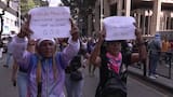 Manifestantes simulan en México el arresto de Trump para exigir la liberación de Maduro