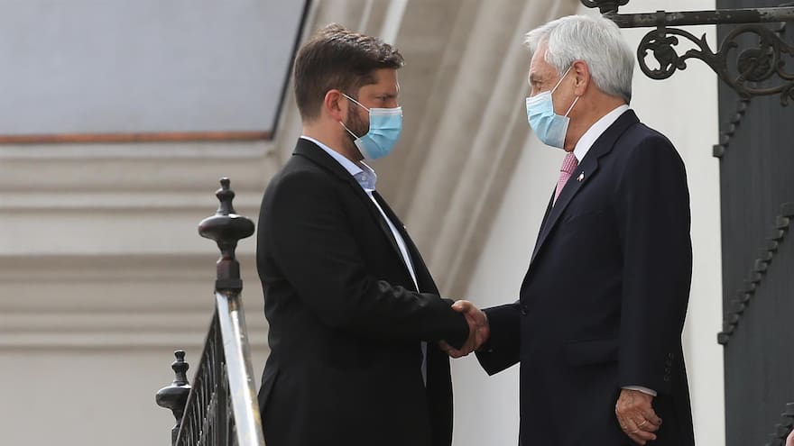 Sebastián Piñera se despide tras 4 años de controvertida Administración