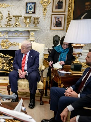 Diplomacia en ruinas