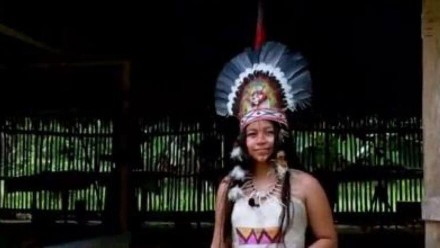 Histórico: niña indígena tikuna de 14 años irá a la Nassa