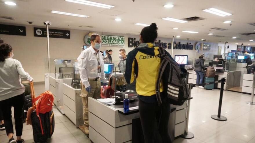 Migración reporta fallas de registro para pasajeros nacionales y extranjeros