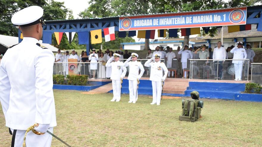 Asume nuevo comandante del Batallón de Infantería de Marina N° 14