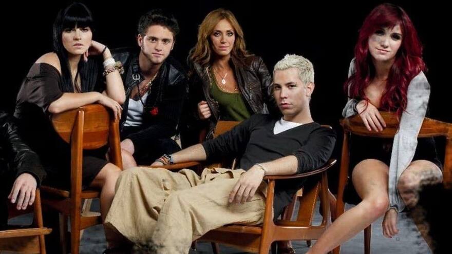 'Muero de nervios, miedo y emoción': Dulce María por inicio de tour de RBD