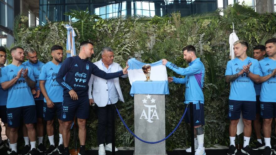 Homenaje de la AFA para Lionel Messi: el predio de Ezeiza de la federación de fútbol de Argentina llevará el nombre de la ‘Pulga’