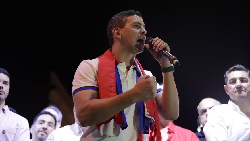 Elecciones en Paraguay: Santiago Peña fue proclamado como presidente electo